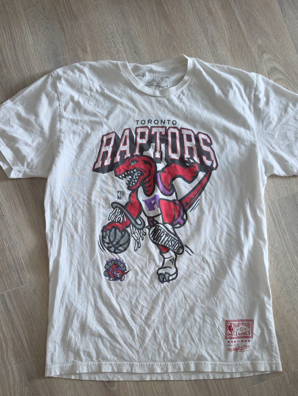 Mitchell & Ness White Toronto Raptors Graphic Tee with Red & Purple Art